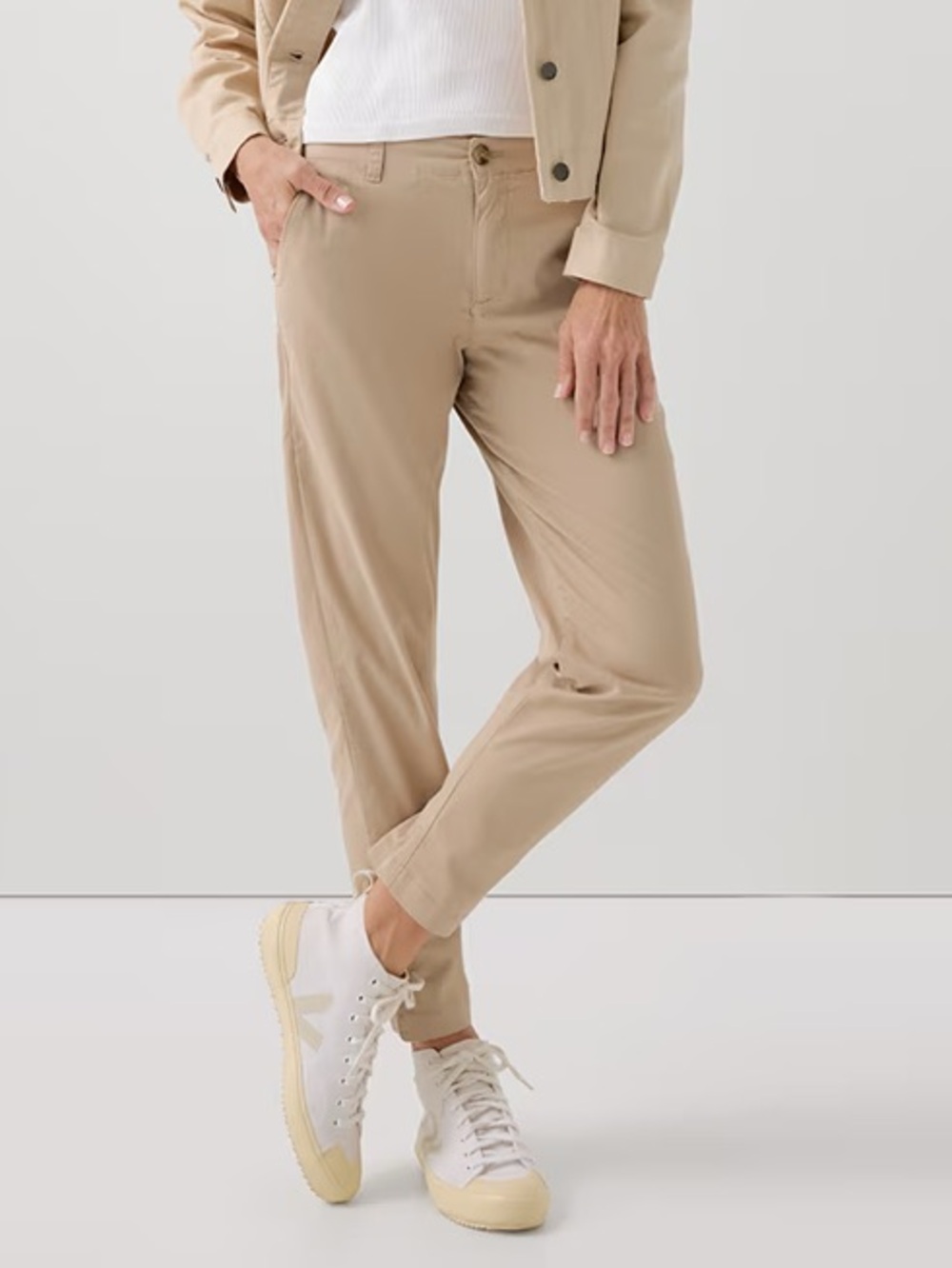 NWT Pact Women’s Boulevard Brushed Twill Chino - Sesame - S